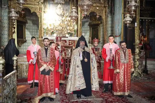 Սուրբ Զատկուան  տօնը ՝ Երուսաղէմի  Հայոց Պատրիարքի  նախագահութեամբ (Լուսանկարներ)