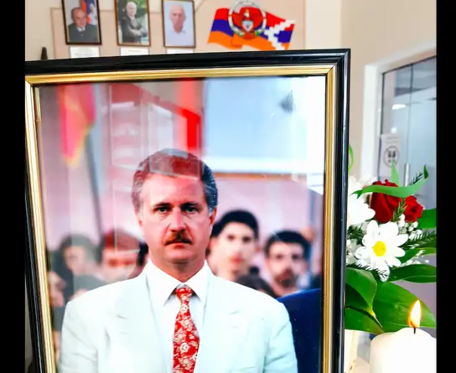 Մասթըր Կարօ Քէպապճեանի  վերջին հրաժեշտի  արարողութիւնը՝ Եռաբլուրի մէջ