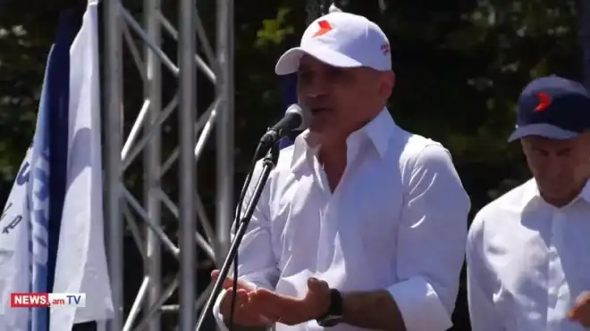 Ամբողջ երկիրը կը վխտայ լրտեսներով