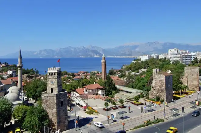 «Քովիտ»ի Տագնապ. Թրքական շարք մը քաղաքներու մէջ պարէտային ժամ յայտարարուած է