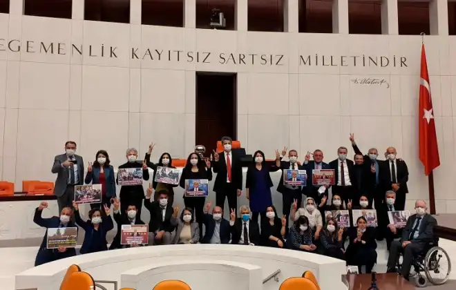 Թուրքիոյ դատախազութիւնը կը պահանջէ լուծարել ընդդիմադիր HDP-ն