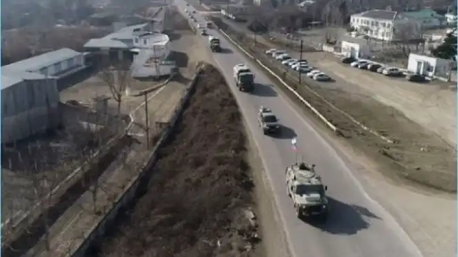 Խաղաղապահները շարասիւնով կը մեկնին դէպի Ռուս-թրքական դիտորդական կէտ (Տեսանիւթ)