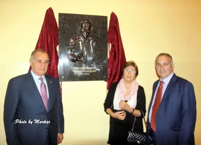 Այնճար. Տեղի ունեցաւ Գրիգոր Գուտուլեանի հարթաքանդակի բացումը