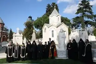 Պոլիս. Բացումը Կատարուեցաւ   Օրմանեան Պատրիարքի  Կիսանդրիին