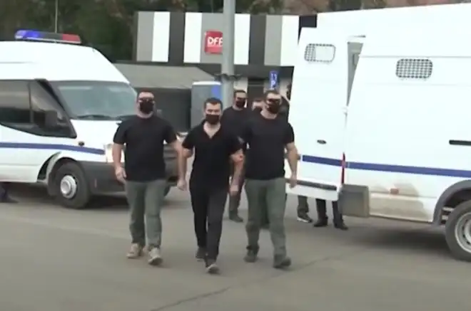 Ատրպէյճան ինչպէս յանձնած է 15 հայ գերիները (տեսանիւթ)