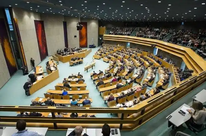 Հոլանտան հայ ռազմագերիներու ազատութիւնը կը պահանջէ