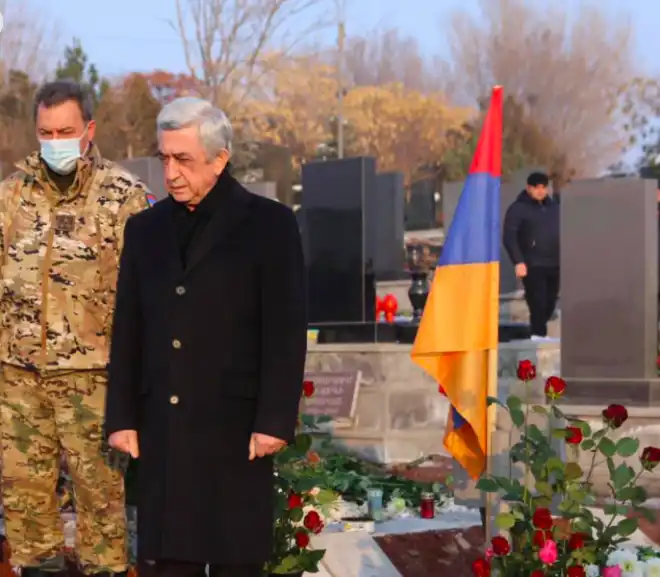 Սերժ Սարգսյանն այցելել է «Եռաբլուր» պանթեոն