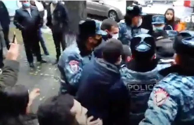 Երեւանի մէջ.Անհնազանդութեան գործողութիւններ.Պահանջը՝ Փաշինեանի հրաժարականն է (Տեսանիւթ)