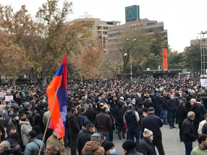 Ընթացք պիտի առնէ Փաշինեանի հրաժարականը պահանջող հանրահաւքը