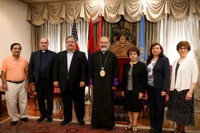 Արեւելեան Թեմի Առաջնորդ՝  Տ. Անուշաւան եպս. Դանիէլեան ընդունեց Համազգայինի պատուիրակութիւնը