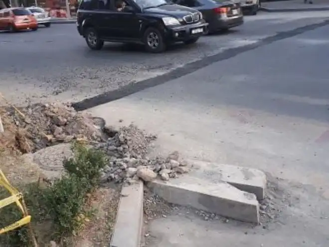 Այս օրերուն խայտառակ վիճակ կը տիրէ Երեւանի փողոցներուն մէջ. News.am