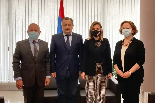 Լիբանանահայ նախարարուհի՝  Վարդինէ  Օհանեան  Երեւան  ժամանեց. Ան կը ներկայացնէ նախագահ Աունը