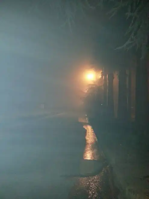 Ծանր Աւազամրրիկը Կը  Հարուածէ Նաեւ   Այնճար Հայկական Աւանը