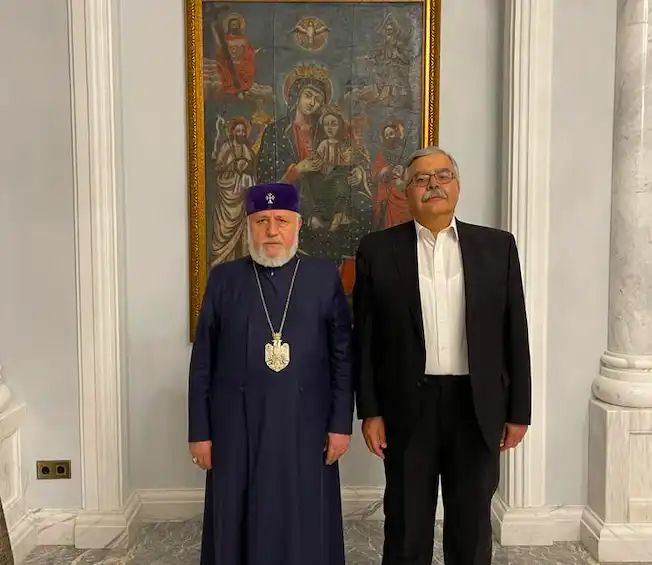 Ամենայն Հայոց Կաթողիկոսն ընդունել է  ՀՅԴ Բիւրոյի ներկայացուցիչ Յակոբ Տէր-Խաչատրեանին